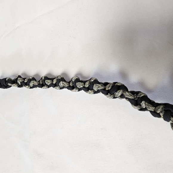 Handmade‎ 550 Paracord Monkey Fist Camo Black - Picture 3 of 4